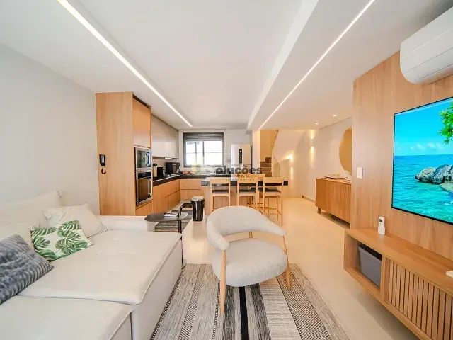 Casa 2 quartos e 3 banheiros, à venda, no bairro Santa Cecília em São Paulo