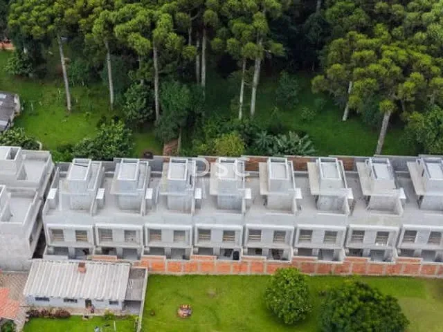 Casa com 179m² 4 quartos e 4 banheiros, à venda, no bairro Xaxim em Curitiba