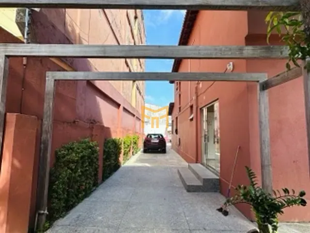 Casa com 646m² 3 quartos e 5 banheiros, para alugar, no bairro Cidade Velha em Belém