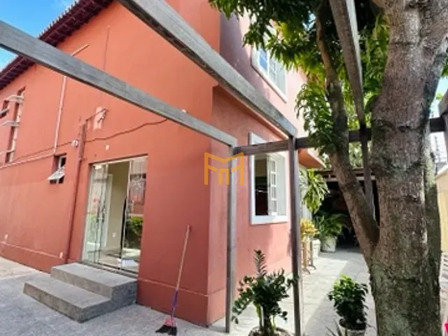 Casa com 646m² 3 quartos e 5 banheiros, para alugar, no bairro Cidade Velha em Belém