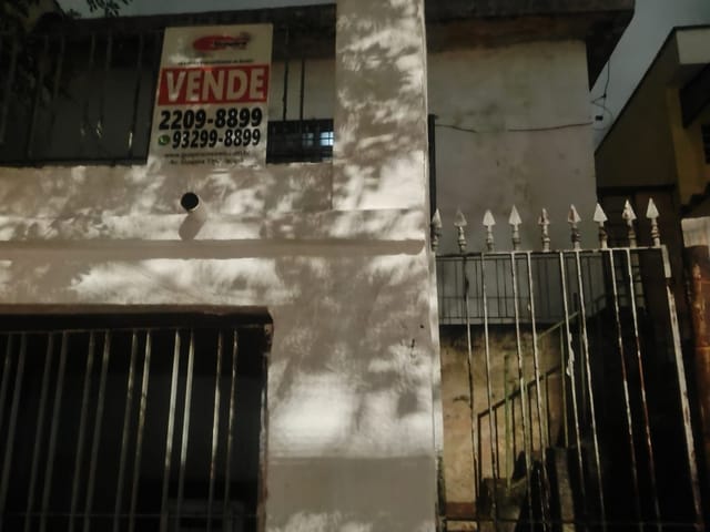 Casa com 208m², à venda, no bairro Vila Nivi em São Paulo