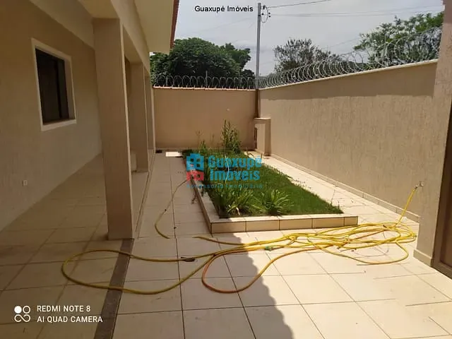 Casa com 300m², à venda, no bairro NOVA FLORESTA em GUAXUPÉ