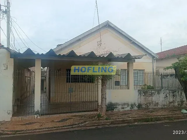 Casa com 401m² 3 quartos e 2 banheiros, à venda, no bairro Centro em Rio Claro