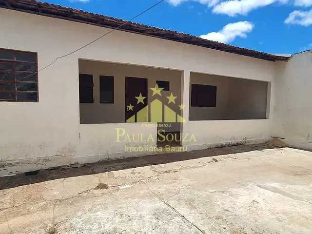 Casa com 300m² 3 quartos e 2 banheiros, à venda, no bairro Jardim Petrópolis em Bauru