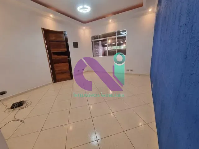 Casa 2 quartos e 1 banheiro, à venda, no bairro Santo Antônio em Osasco
