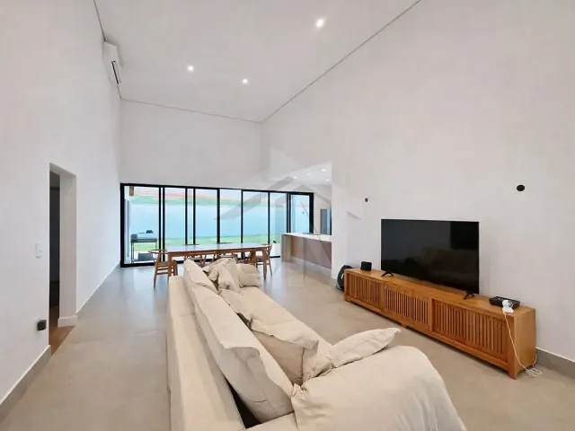 Casa com 459m² 3 quartos e 5 banheiros, à venda, no bairro Residencial e Empresarial Alphaville em Ribeirão Preto