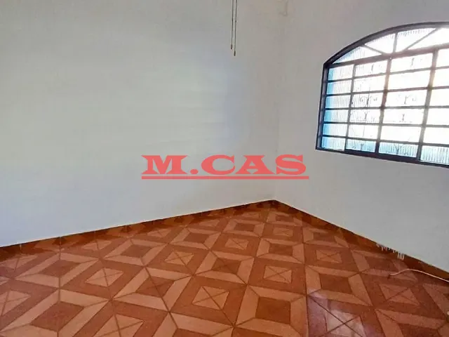 Casa com 136m² 1 quarto e 1 banheiro, à venda, no bairro Parque Sevilha em São Paulo