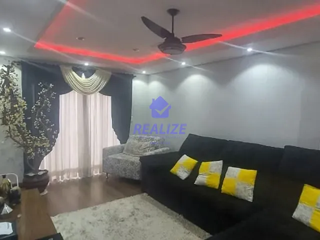 Casa com 260m² 3 quartos e 2 banheiros, à venda, no bairro Jardim Dom Henrique em Botucatu