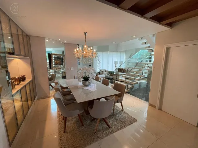 Casa com 440m² 4 quartos e 5 banheiros, à venda, no bairro Loteamento Alphaville em Londrina
