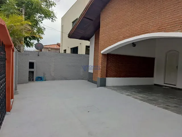 Casa com 225m² 3 quartos e 2 banheiros, à venda, no bairro Bosque dos Eucaliptos em São José dos Campos