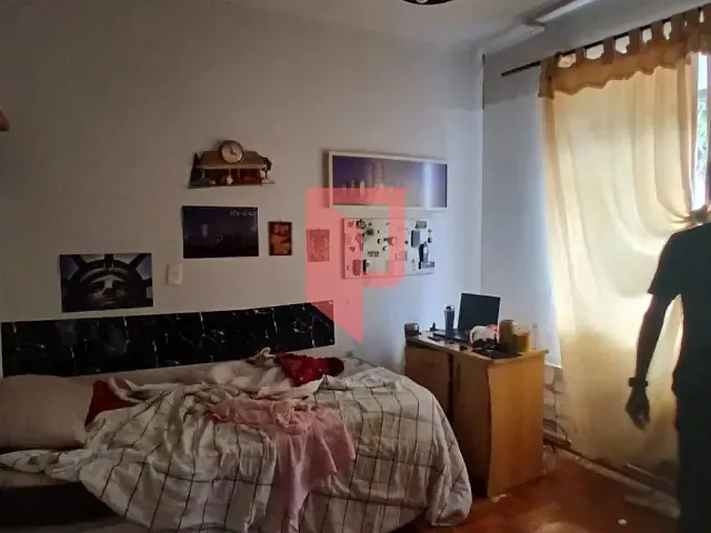 Casa com 360m² 4 quartos e 3 banheiros, à venda, no bairro Caiçaras em Belo Horizonte