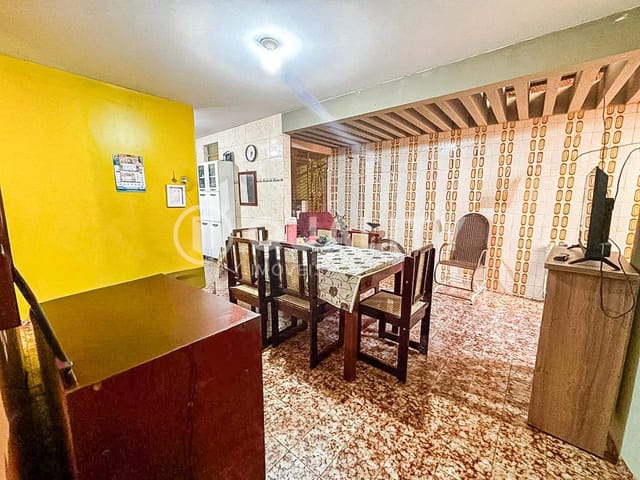 Casa com 239m² 3 quartos e 3 banheiros, à venda, no bairro Jardim Iracema em Fortaleza