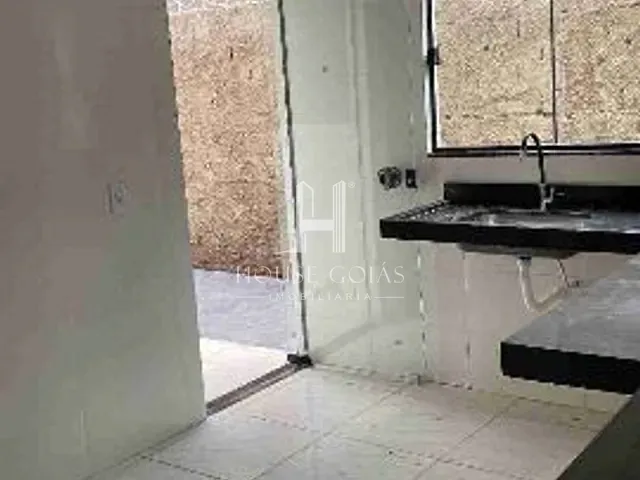 Casa com 180m² 2 quartos e 1 banheiro, à venda, no bairro Residencial Triunfo em Goianira