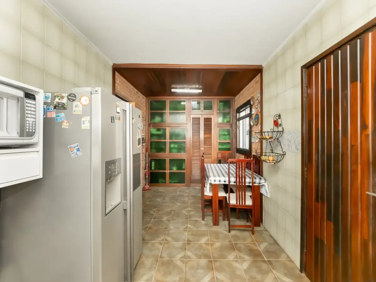 Casa à venda com 4 quartos, 350m² - Foto 9