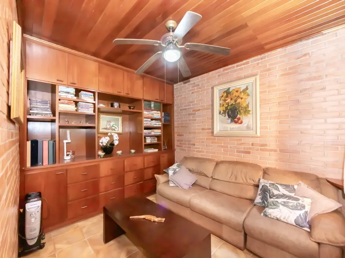 Casa à venda com 4 quartos, 350m² - Foto 17