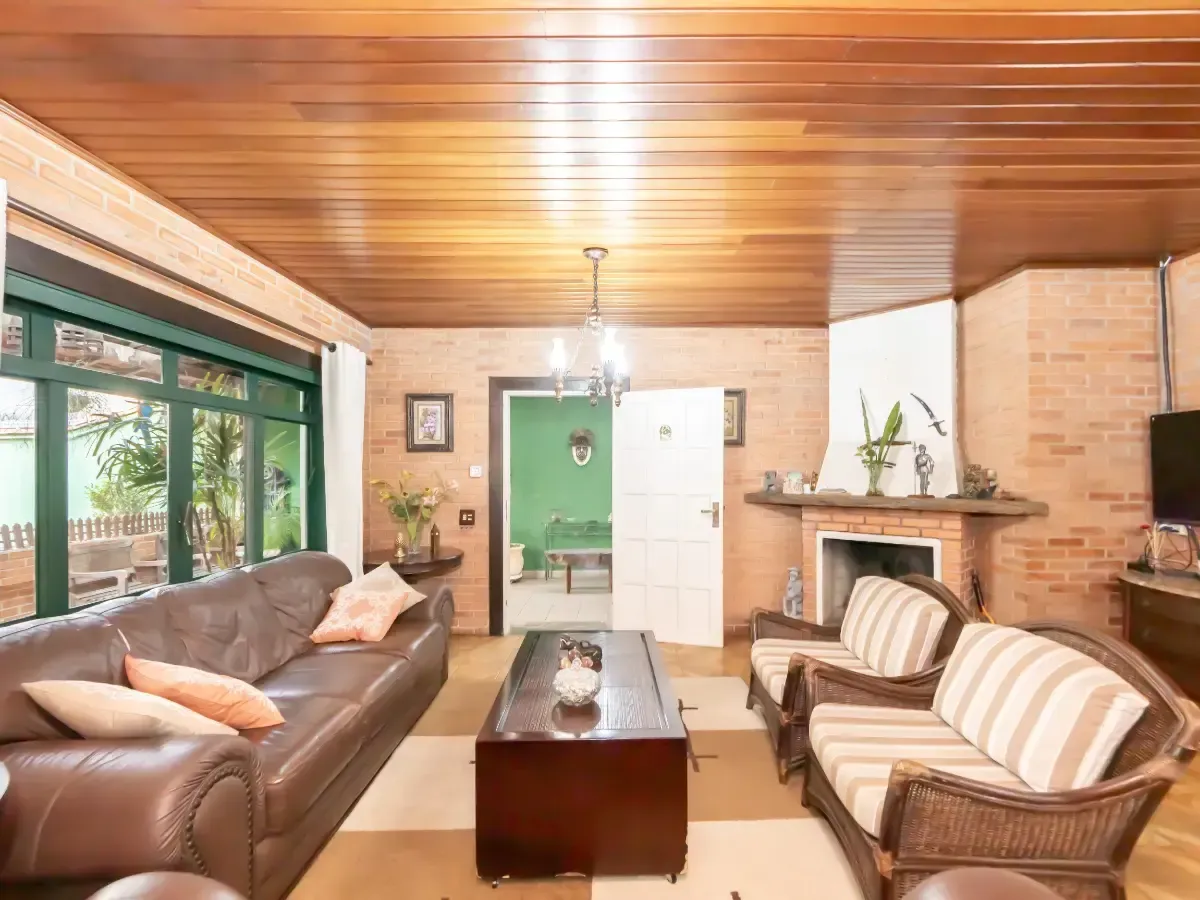Casa à venda com 4 quartos, 350m² - Foto 3