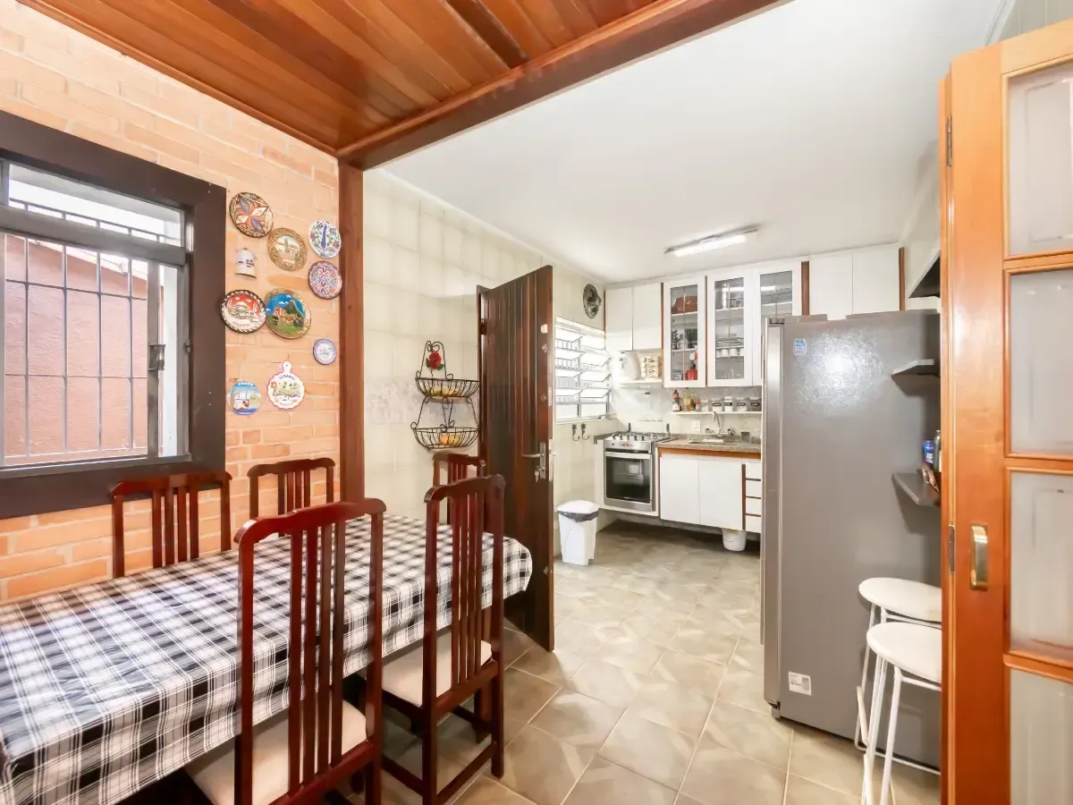 Casa à venda com 4 quartos, 350m² - Foto 8