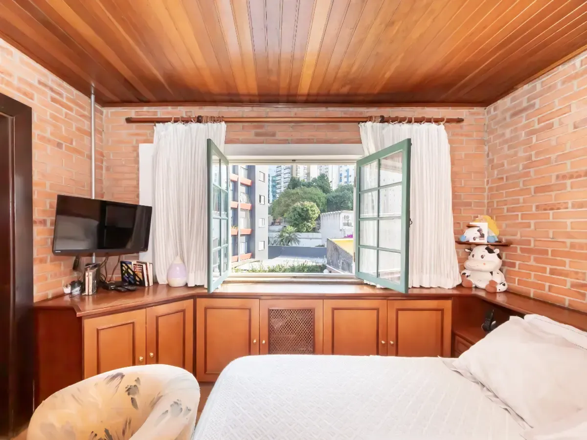Casa à venda com 4 quartos, 350m² - Foto 13