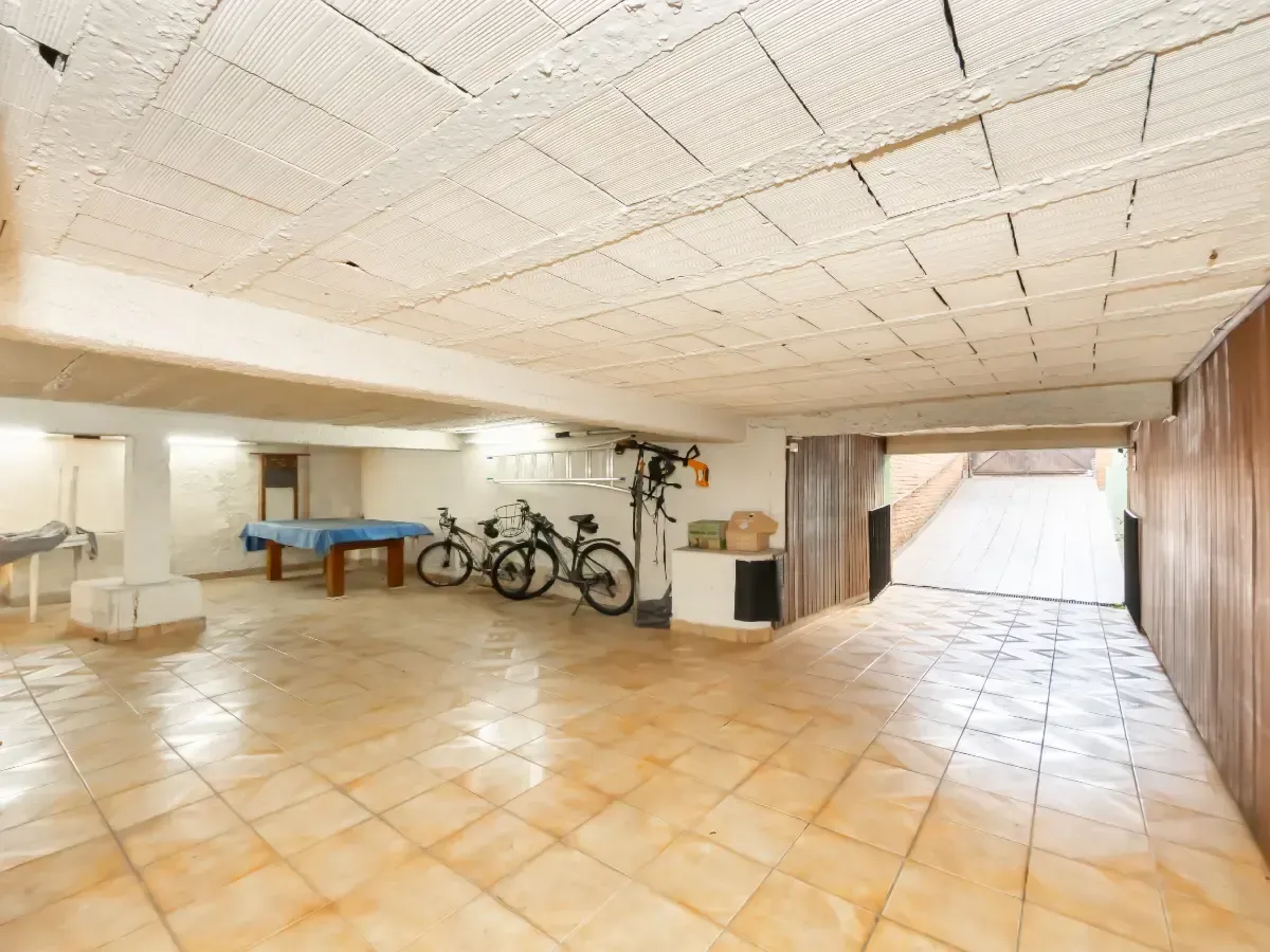 Casa à venda com 4 quartos, 350m² - Foto 31