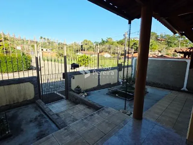 Casa com 350m² 3 quartos e 3 banheiros, à venda, no bairro Balança  em Simão Pereira