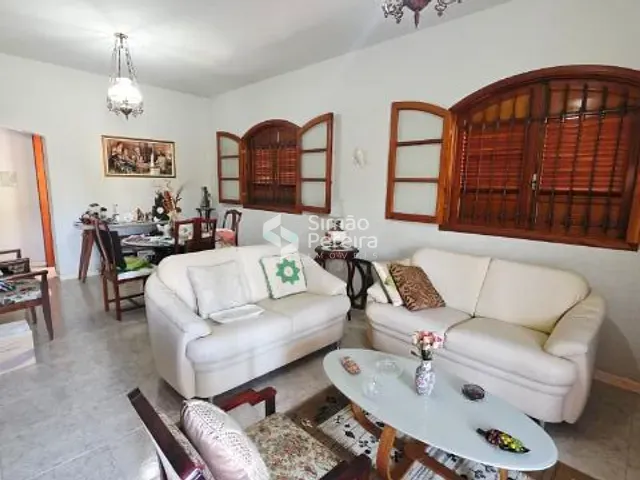 Casa com 350m² 3 quartos e 3 banheiros, à venda, no bairro Balança  em Simão Pereira