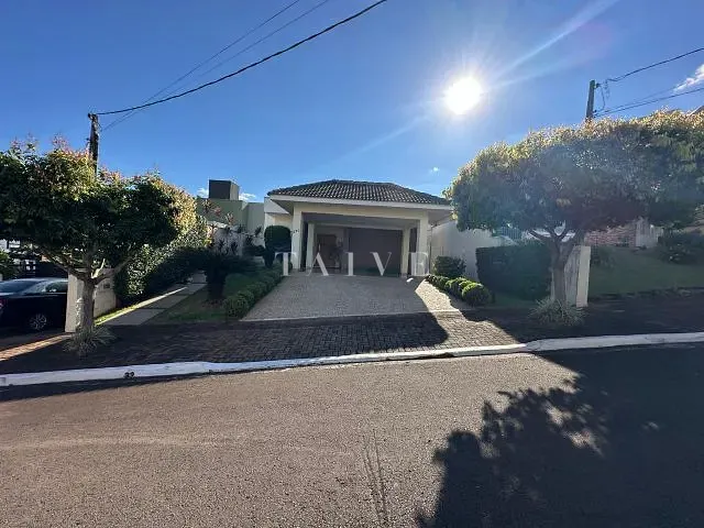 Casa com 365m² 3 quartos e 1 banheiro, à venda, no bairro Residencial José Lázaro Gouvea em Londrina