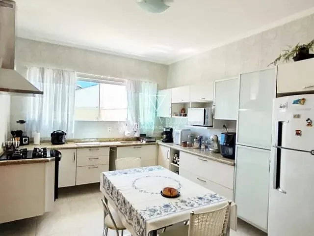 Casa com 125m² 3 quartos e 3 banheiros, à venda, no bairro Parque Santana em Mogi das Cruzes