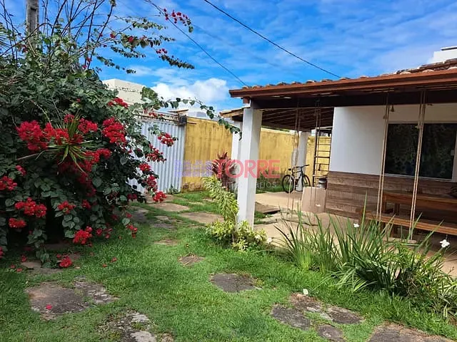 Casa 3 quartos e 3 banheiros, à venda, no bairro Nossa Senhora da Vitória em Ilhéus