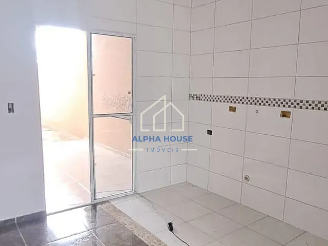 Casa com 125m² 2 quartos e 1 banheiro, à venda, no bairro Residencial e Comercial Portal dos Eucaliptos em Pindamonhangaba