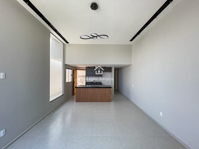 Casa com 240m² 3 quartos e 3 banheiros, à venda, no bairro Jardim Atlântico Leste (Itaipuaçu) em Maricá