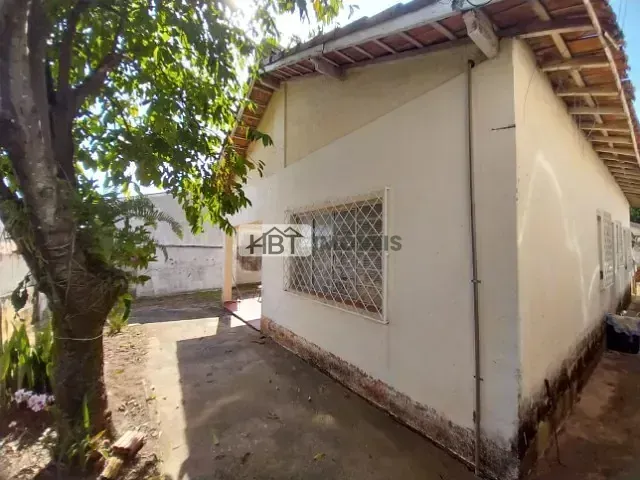 Casa com 252m² 3 quartos e 1 banheiro, à venda, no bairro Jardim Terra Branca em Bauru