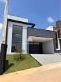 Casa à venda com 3 quartos, 130m² - Foto 1