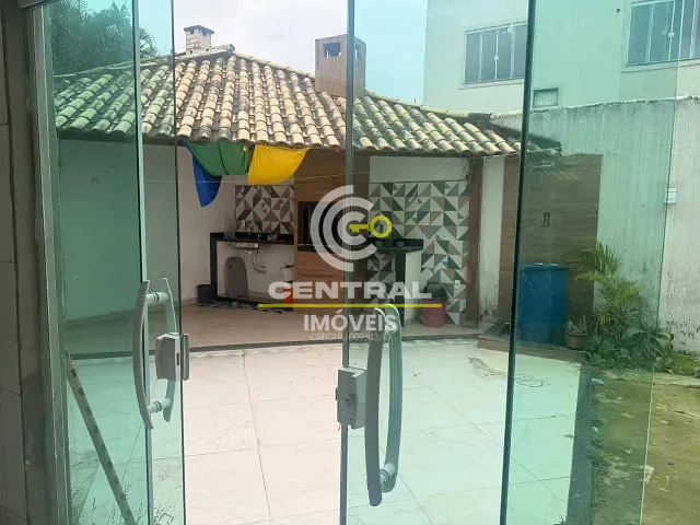 Casa 3 quartos e 2 banheiros, para alugar, no bairro Manilha em Itaboraí