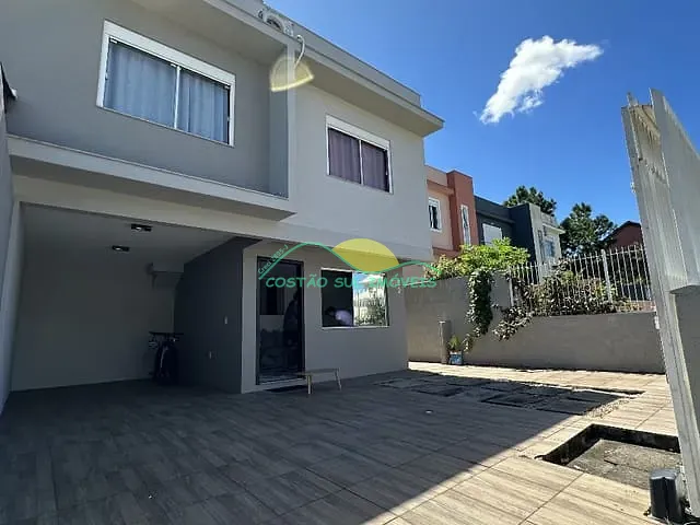 Casa com 223m² 3 quartos e 3 banheiros, para alugar, no bairro Campeche em Florianópolis