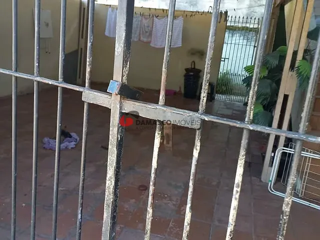 Casa com 230m² 1 quarto e 1 banheiro, à venda, no bairro Parque São Rafael em São Paulo