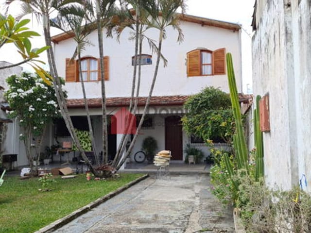 Casa com 250m², à venda, no bairro Crispim em Pindamonhangaba