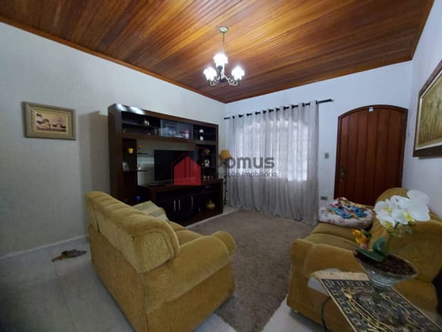 Casa com 250m², à venda, no bairro Crispim em Pindamonhangaba