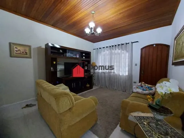 Casa com 250m², à venda, no bairro Crispim em Pindamonhangaba