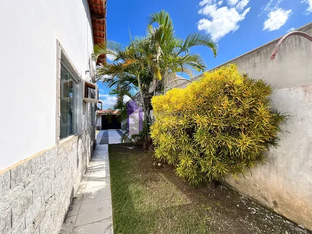 Casa com 480m² 3 quartos e 2 banheiros, à venda, no bairro Jardim Atlântico Central (Itaipuaçu) em Maricá