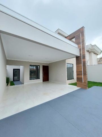 Casa 3 quartos e 2 banheiros, à venda, no bairro Jardim América II em Nova Mutum
