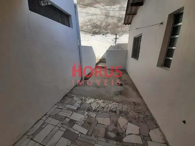 Casa com 60m² 1 quarto e 1 banheiro, para alugar, no bairro Parque Peruche em São Paulo