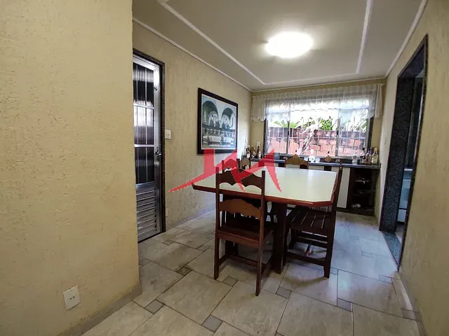 Casa com 1967m² 2 quartos e 2 banheiros, à venda, no bairro Vista Alegre em São Gonçalo