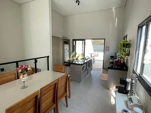 Casa com 346m² 3 quartos e 3 banheiros, à venda, no bairro Residencial Central Parque em Salto