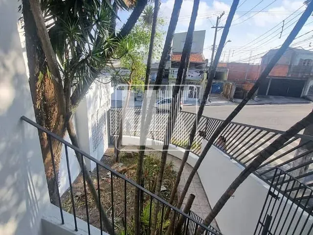 Casa com 160m² 2 quartos e 1 banheiro, à venda, no bairro Vila Palmares em Santo André