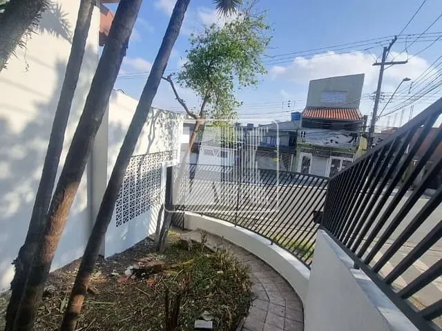 Casa com 160m² 2 quartos e 1 banheiro, à venda, no bairro Vila Palmares em Santo André