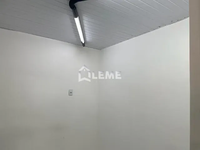 Casa com 250m² 3 quartos e 1 banheiro, à venda, no bairro Cecap I em Mococa