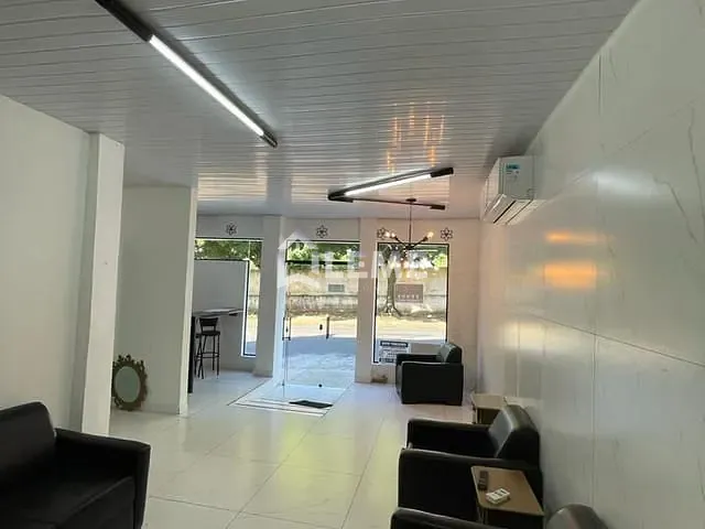 Casa com 250m² 3 quartos e 1 banheiro, à venda, no bairro Cecap I em Mococa