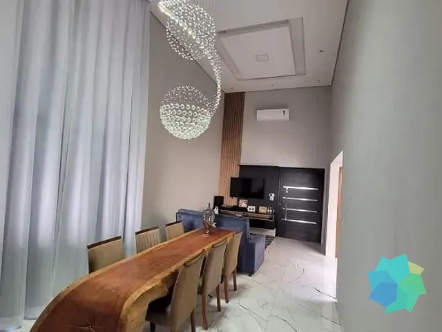 Casa com 201m² 2 quartos e 2 banheiros, à venda, no bairro Jardim Taquaral em Salto