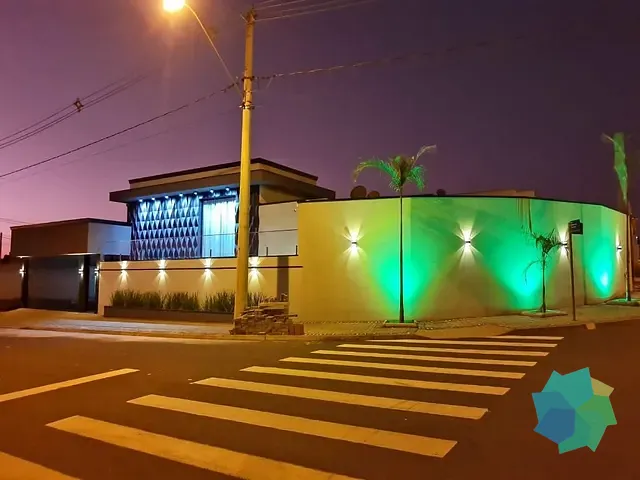 Casa com 201m² 2 quartos e 2 banheiros, à venda, no bairro Jardim Taquaral em Salto