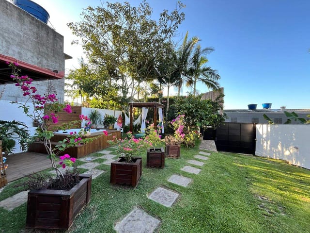 Casa com 350m² 3 quartos e 3 banheiros, à venda, no bairro Ingleses do Rio Vermelho em Florianópolis